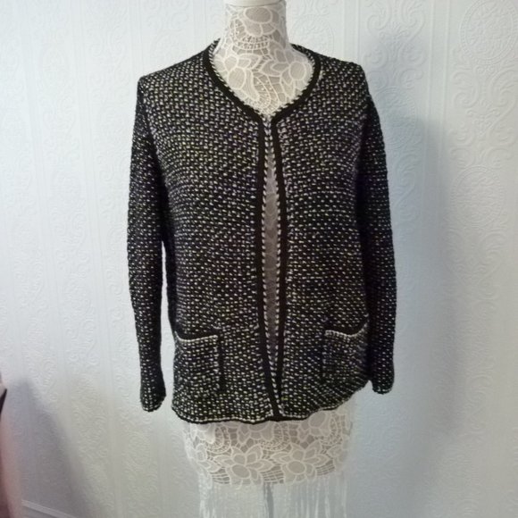 SOLD BOSS womans sweater black white fringe textured xl G21 - Picture 9 of 9